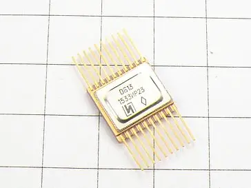 1533ИР23 микросхема фото 4